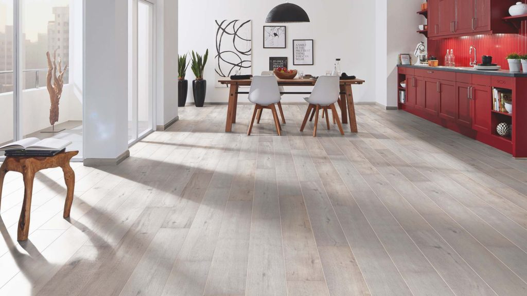 Enchanted Oak EUROSTYLE Classic Laminate