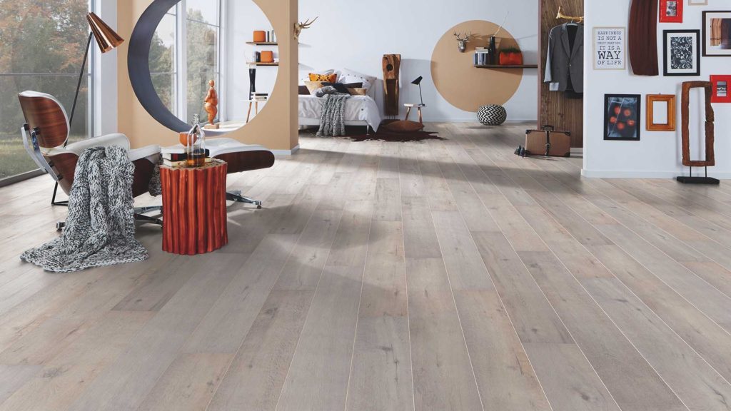 Enchanted Oak EUROSTYLE Classic Laminate