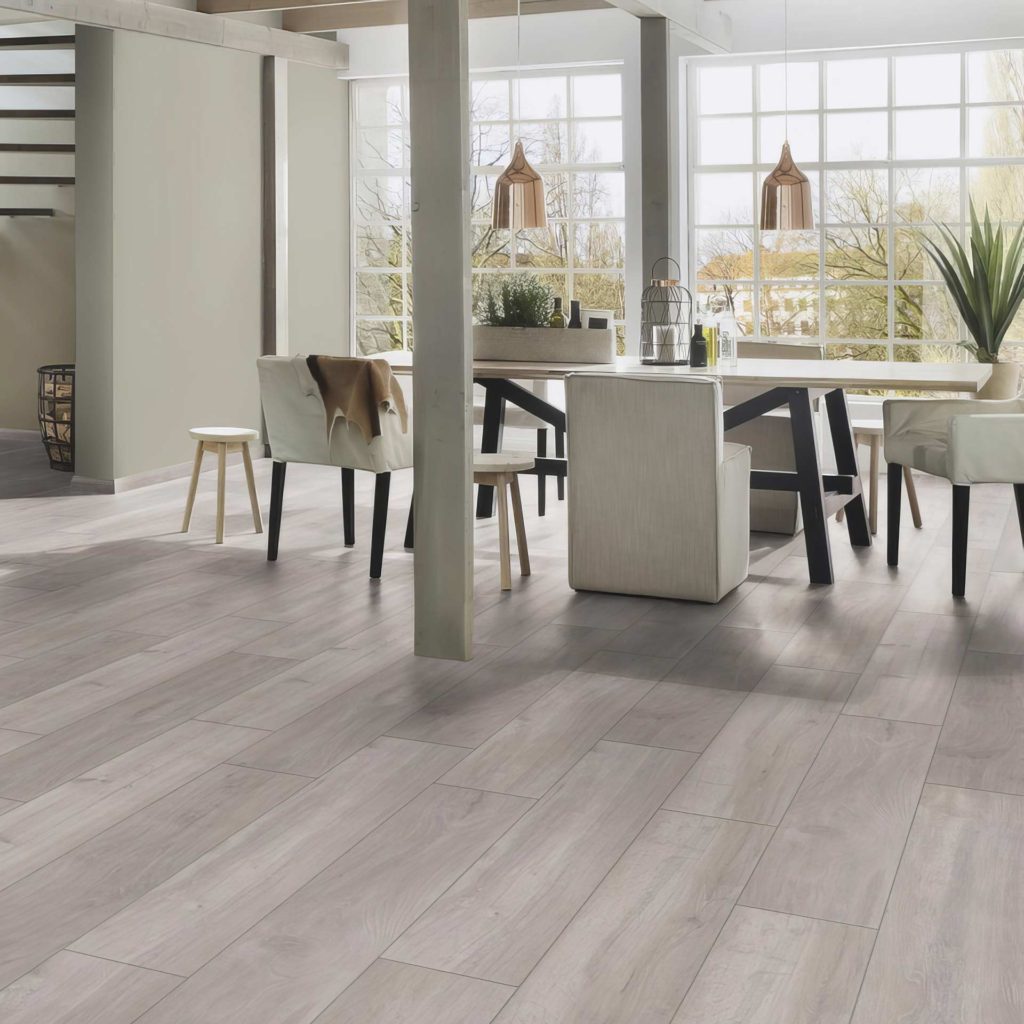 EUROTREND Classic Dining Room Laminate Flooring